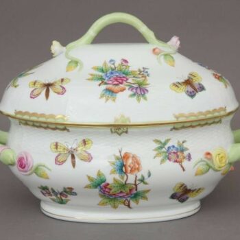 Soup tureen, branch knob - Queen Victoria
