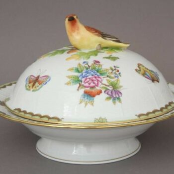 Vegetable dish, bird knob - Queen Victoria