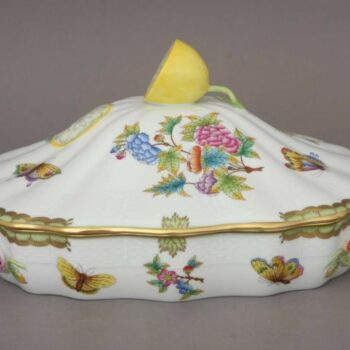 Vegetable dish, lemon knob- Queen Victoria