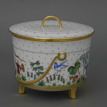 Biscuit box, branch knob - Oriental Showmen